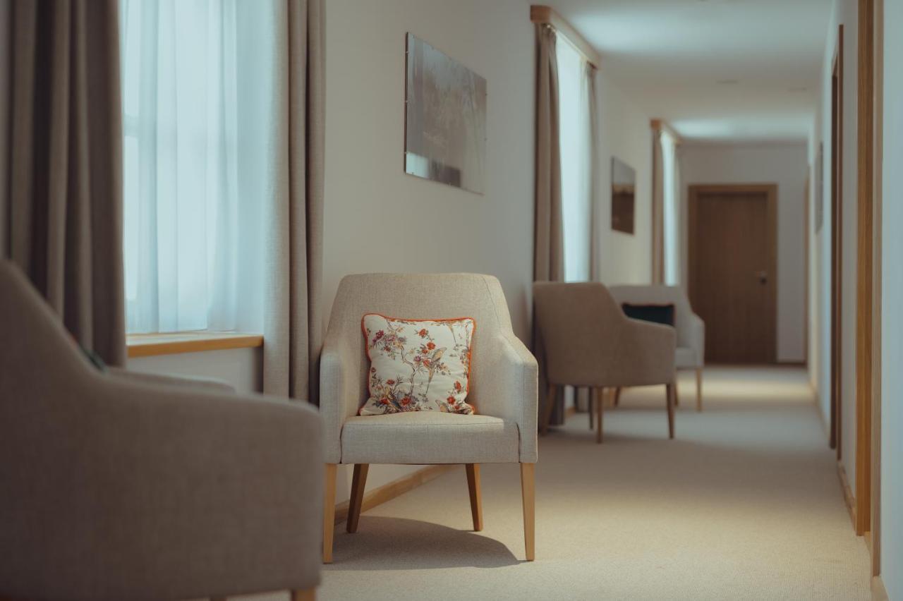 Brigaderos Hotel Brigadir Borsi Eksteriør bilde