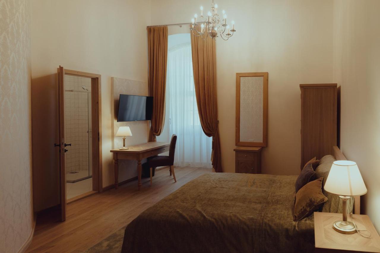 Brigaderos Hotel Brigadir Borsi Eksteriør bilde